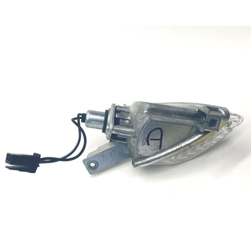 Clignotant arriere droit SUZUKI GSXR 750 2008-2010