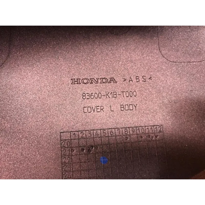 Cache carenage coque arriere gauche HONDA NSS 350 2021-2024 FORZA