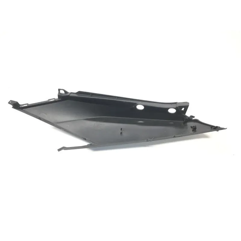 Cache carenage coque arriere droit HONDA NSS 125 2017-2018 FORZA