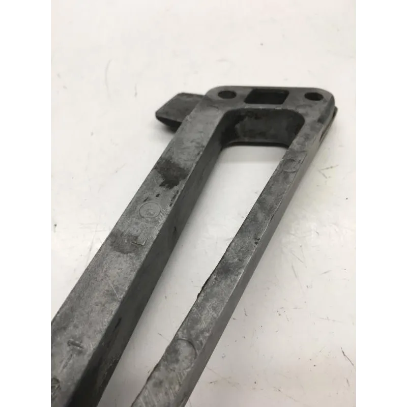 Platine et repose pieds arriere gauche KAWASAKI KLR 600 1991-1994