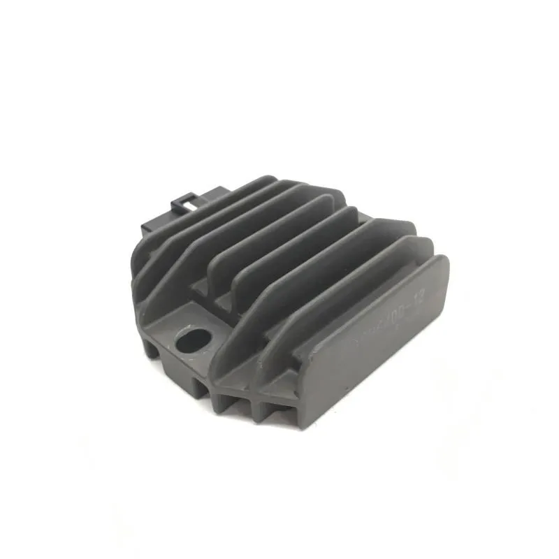 Regulateur charge batterie PIAGGIO VESPA 125 2006-2007 GRANTURISMO