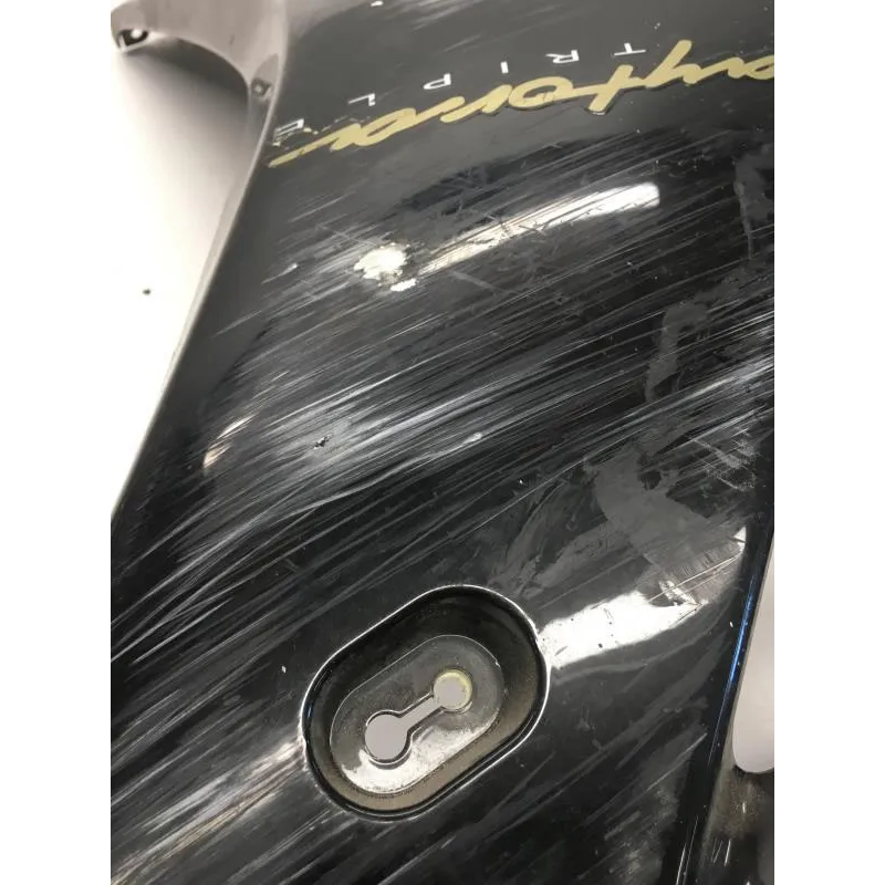 Cache flanc de carenage droit TRIUMPH DAYTONA 675 2008-2010 SE
