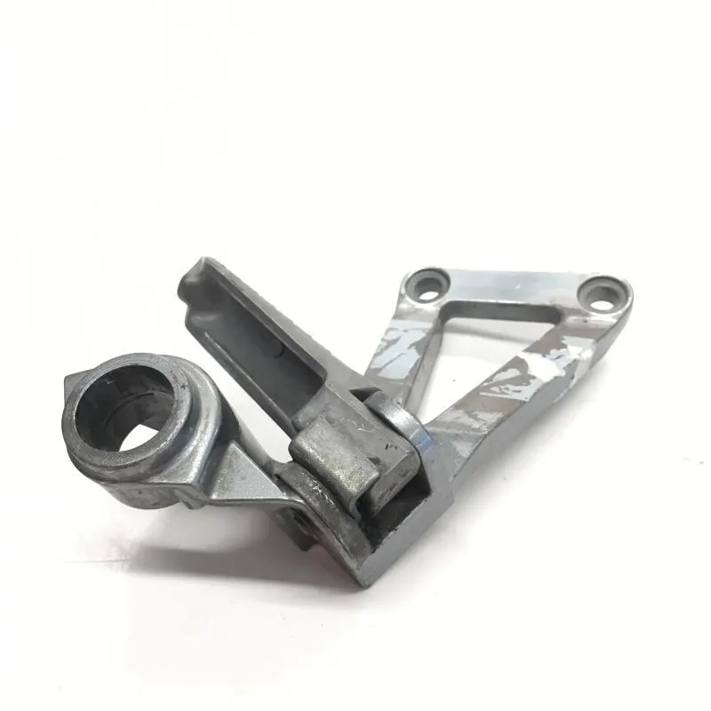 Platine et repose pieds arriere gauche KAWASAKI ZX9 R 900 1994-1997 NINJA