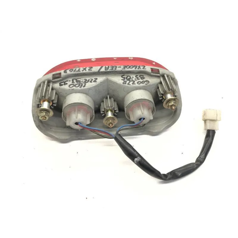 Feu arriere KAWASAKI ZZR 600 1993-1995