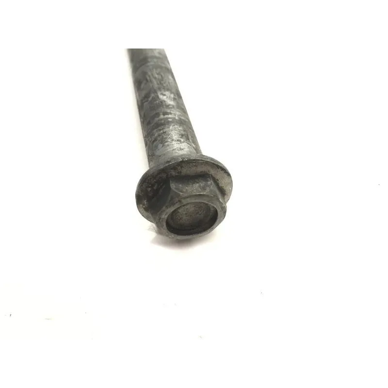 Axe de roue arriere KAWASAKI Z 750 2004-2006