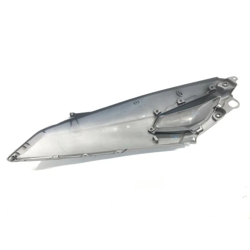 Cache carenage coque arriere gauche YAMAHA GPD 125 2015-2019 NMAX