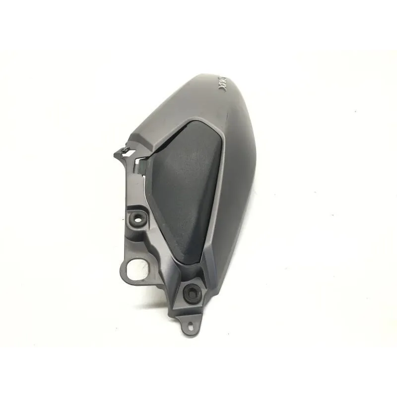 Cache carenage coque arriere droit YAMAHA GPD 125 2015-2019 NMAX
