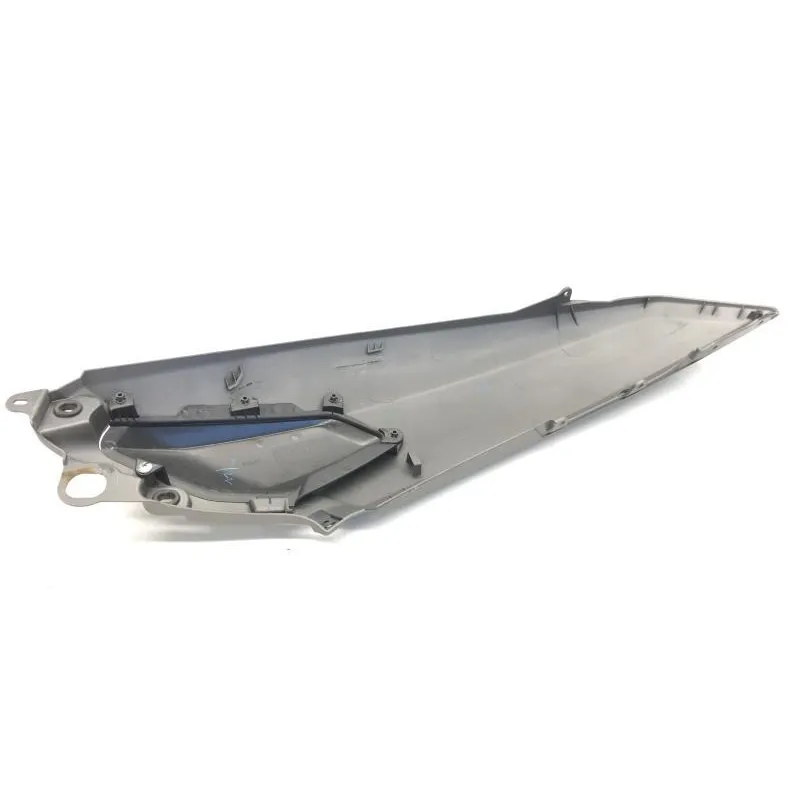 Cache carenage coque arriere droit YAMAHA GPD 125 2015-2019 NMAX
