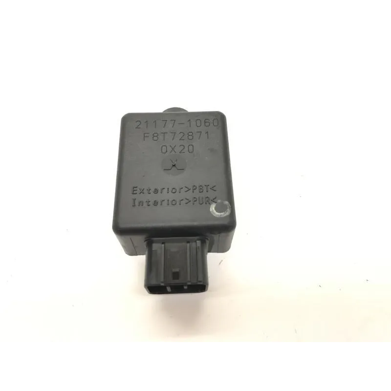 Relais boitier electrique KAWASAKI ZR7 750 1999-2003