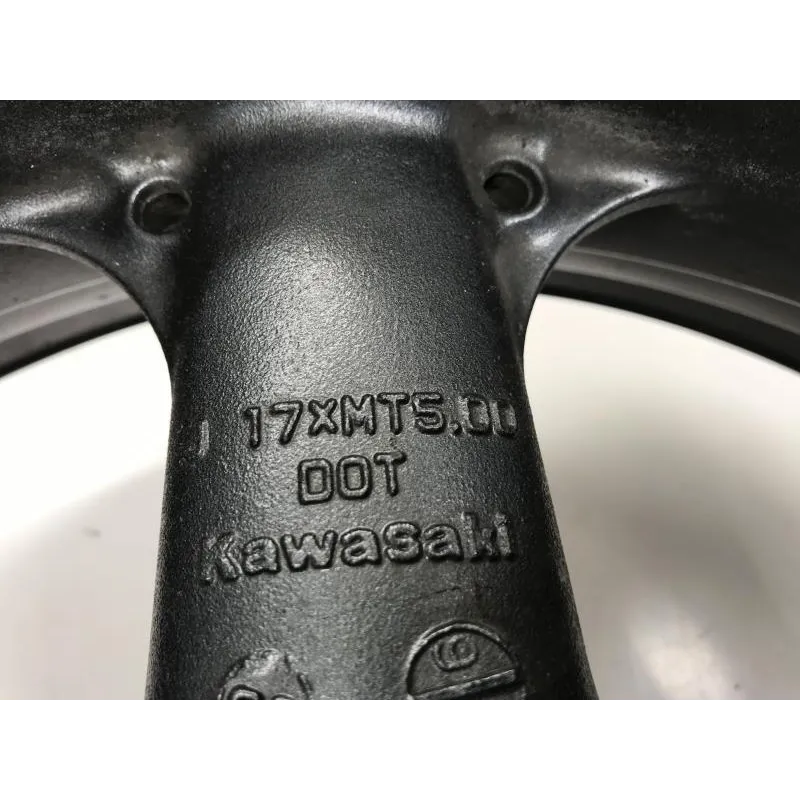 Jante arriere KAWASAKI ZR7 750 1999-2003