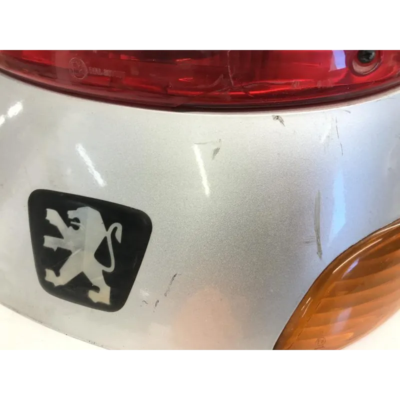 Cache carenage coque arriere PEUGEOT ELYSEO 125 1998-2002