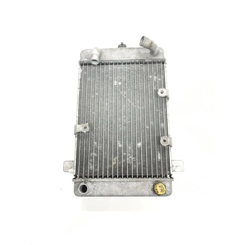 Radiateur eau SUZUKI AN 400 2003-2006 BURGMAN