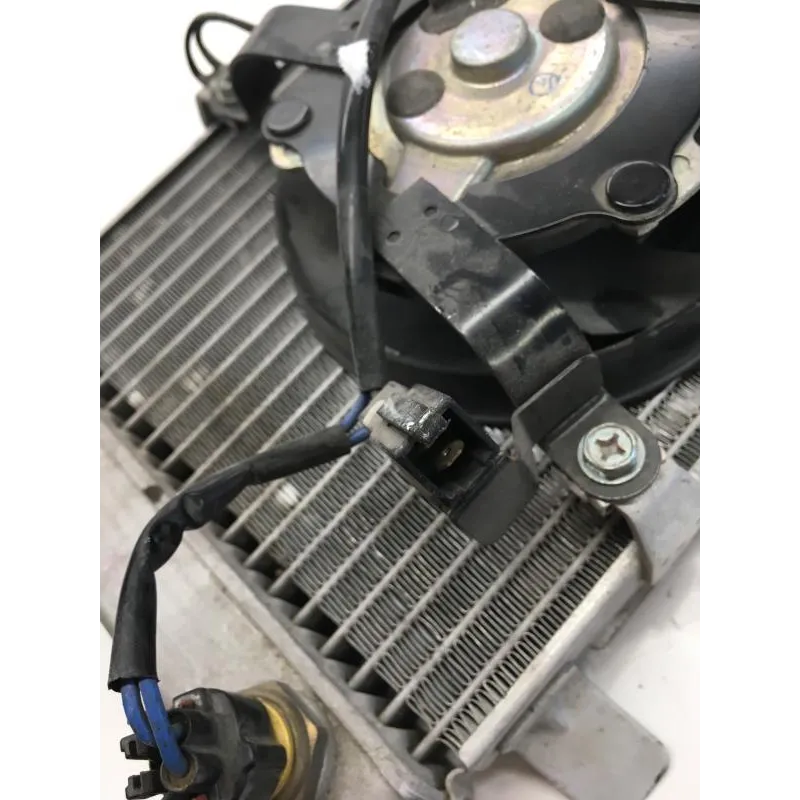 Radiateur eau SUZUKI AN 400 2003-2006 BURGMAN