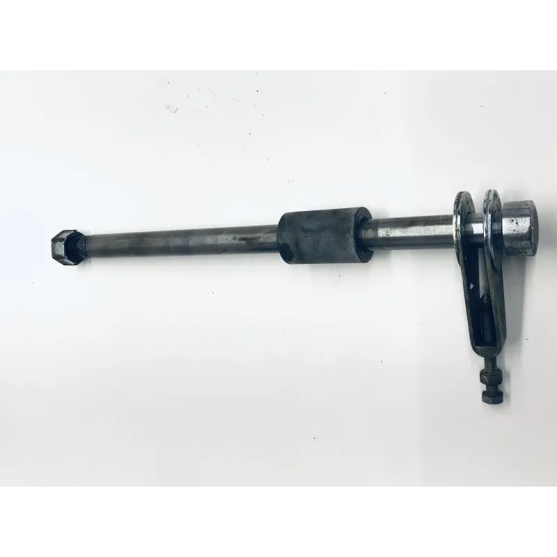 Axe de roue arriere HONDA DREAM 305 1960-1964 C78