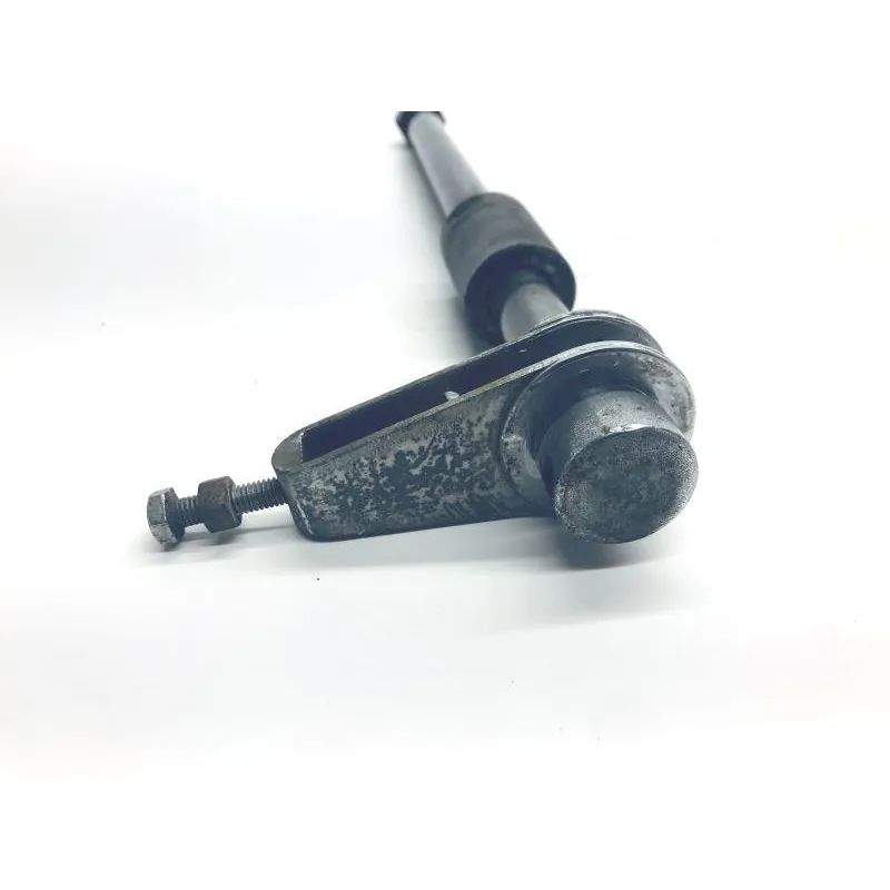 Axe de roue arriere HONDA DREAM 305 1960-1964 C78