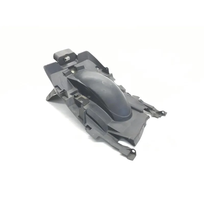 Garde boue arriere SUZUKI AN 400 1999-2002 BURGMAN