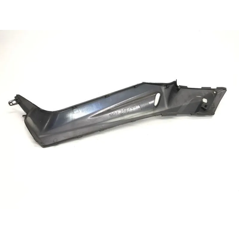 Cache lateral droit YAMAHA YPR 125 2006-2009 XMAX