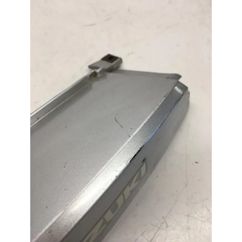 Cache jonction coque arriere SUZUKI AN 400 1999-2002 BURGMAN