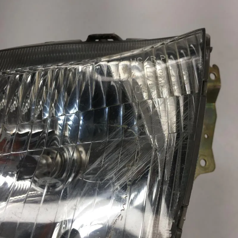 Optique (feux)(phare) SUZUKI AN 400 1999-2002 BURGMAN