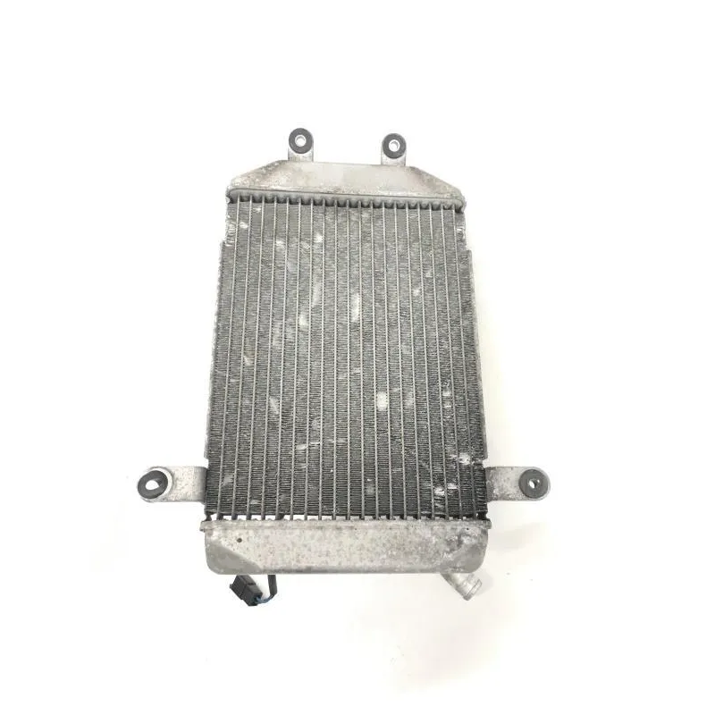 Radiateur eau SUZUKI AN 400 1999-2002 BURGMAN