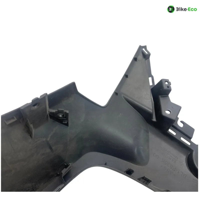 Cache flanc de carenage droit YAMAHA YPR 125 2018-2020 XMAX