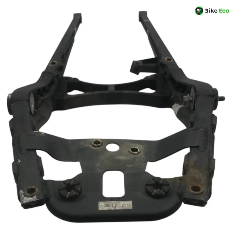 Boucle cadre arriere TRIUMPH STREET TRIPLE R 675 2009-2011