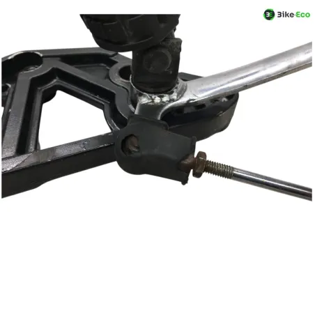 Platine avant gauche HONDA VF 500 FII 1986-1988