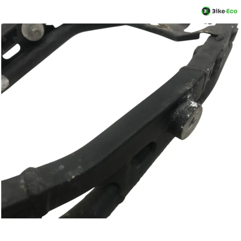 Boucle cadre arriere TRIUMPH STREET TRIPLE R 675 2009-2011