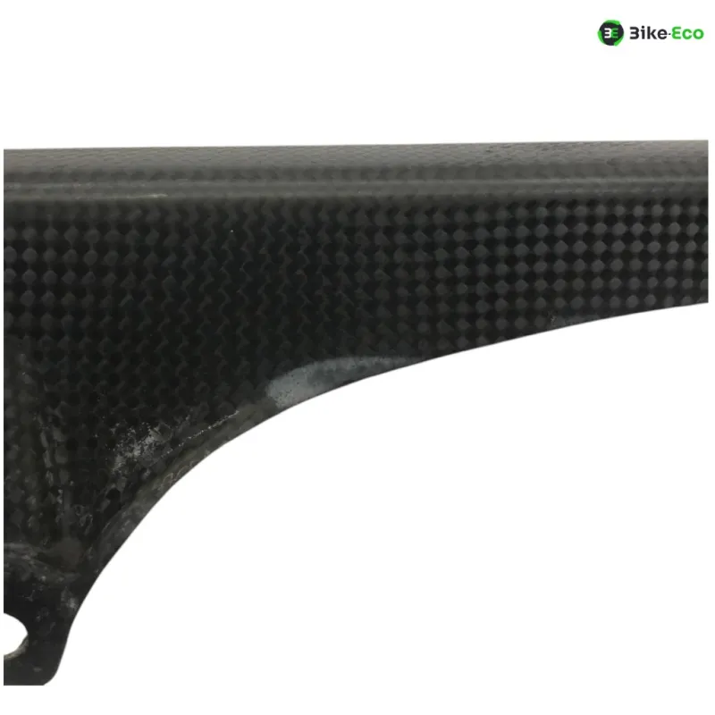Cache chaine TRIUMPH STREET TRIPLE R 675 2009-2011