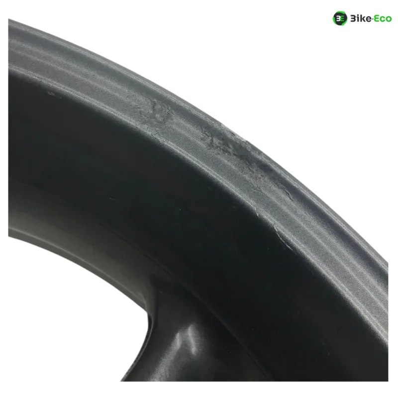 Jante arriere TRIUMPH STREET TRIPLE R 675 2009-2011
