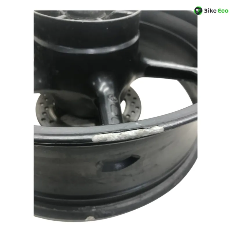 Jante arriere TRIUMPH STREET TRIPLE R 675 2009-2011