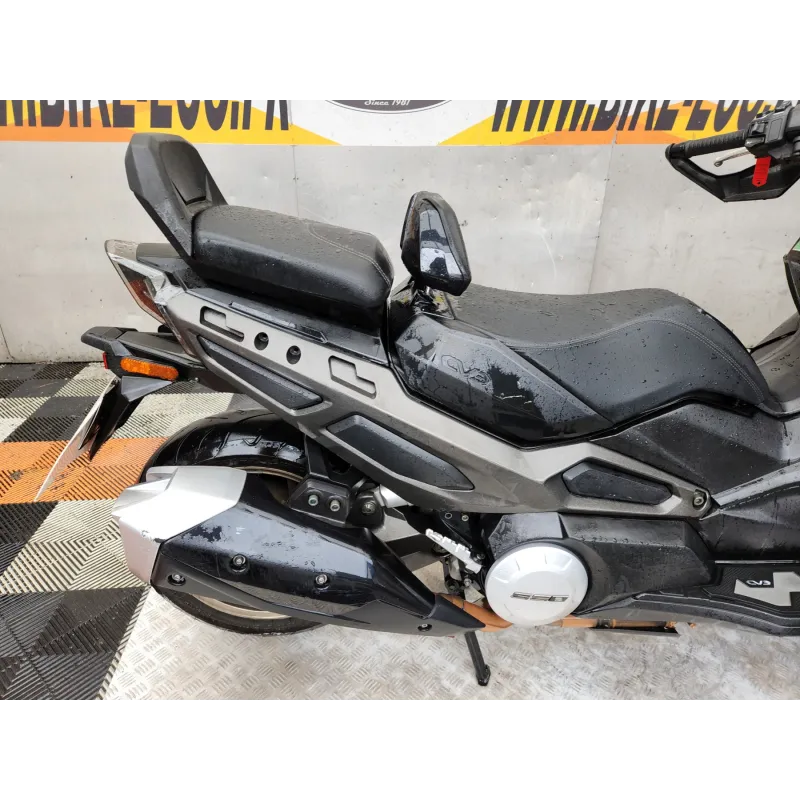 KYMCO CV3 550