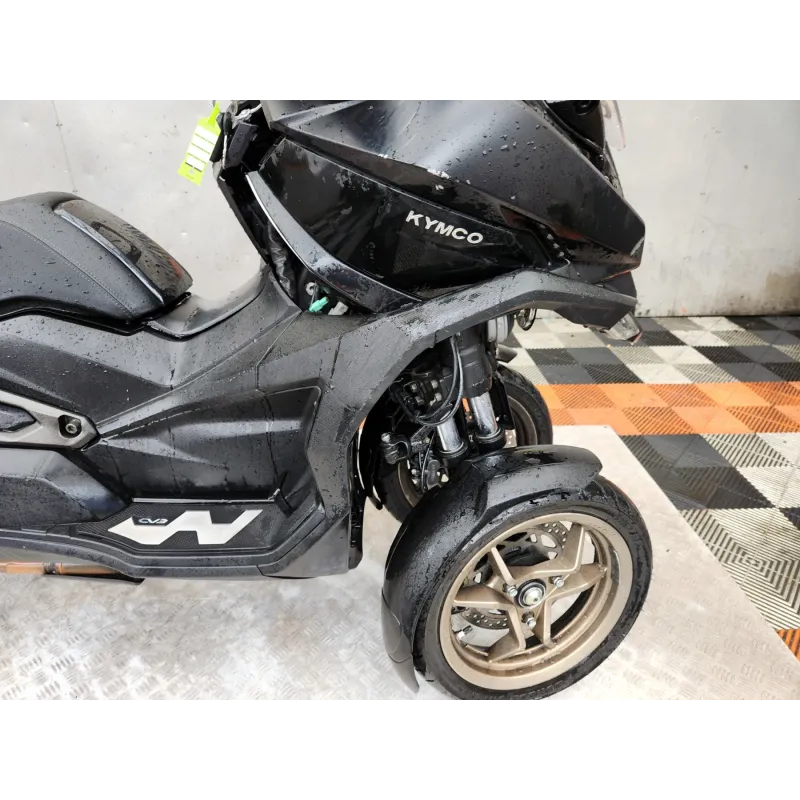 KYMCO CV3 550