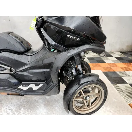 KYMCO CV3 550