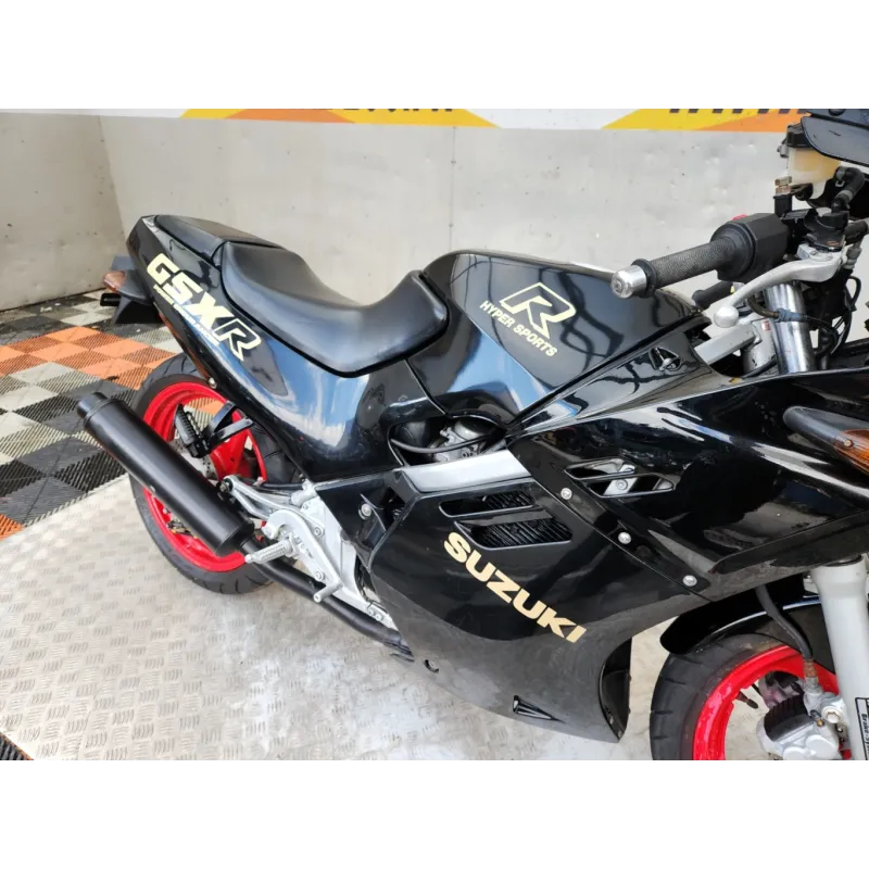 SUZUKI GSXR 250