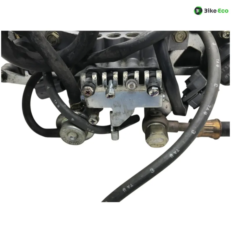Rampe d'injection HONDA VFR 800 FI 1998-1999