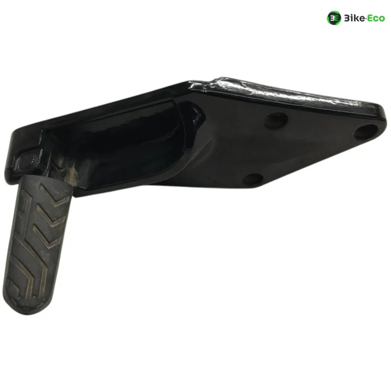 Platine et repose pieds arriere gauche GILERA GP 800 2007-2011