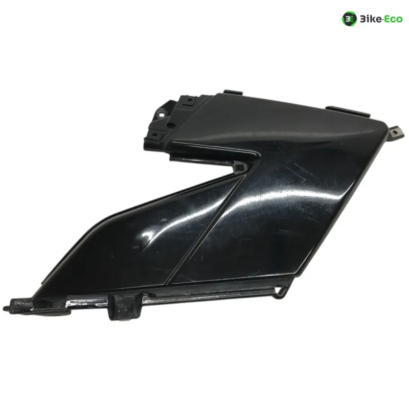 Cache lateral gauche GILERA GP 800 2007-2011