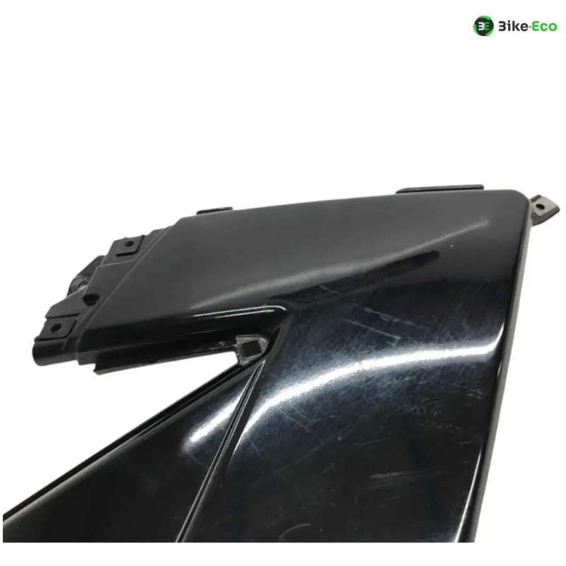 Cache lateral gauche GILERA GP 800 2007-2011