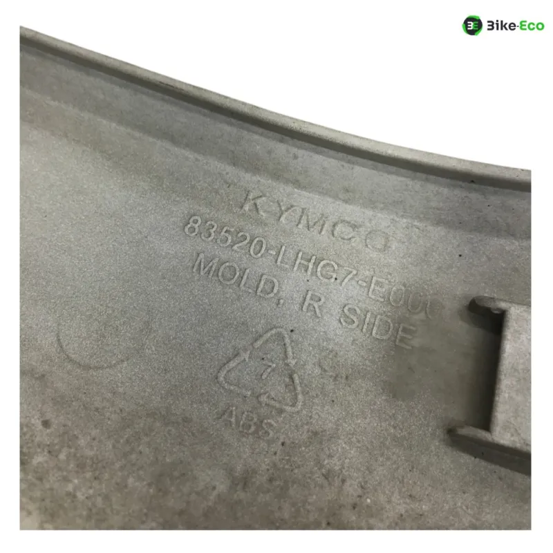 Demi sabot droit KYMCO G-DINK 125 2012-2018