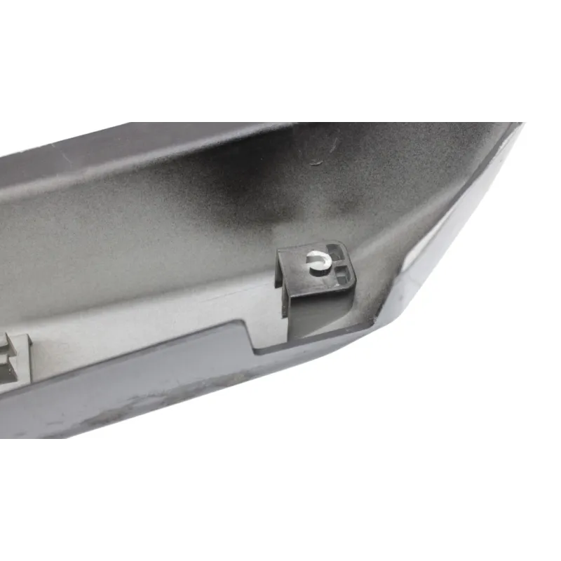 Demi flanc selle droit YAMAHA CW 125 BWS 2010 - 2013
