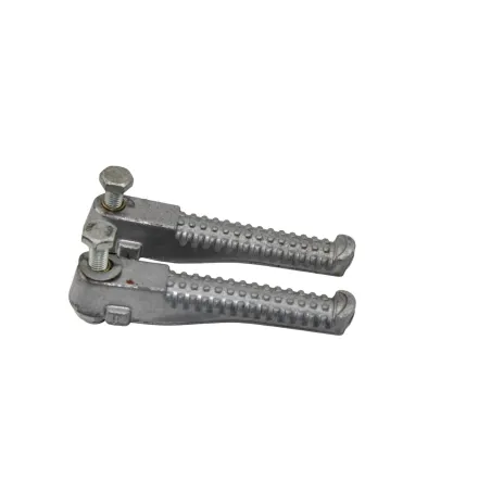 Repose pieds arriere droit PEUGEOT TREKKER 50 2008 - 2014
