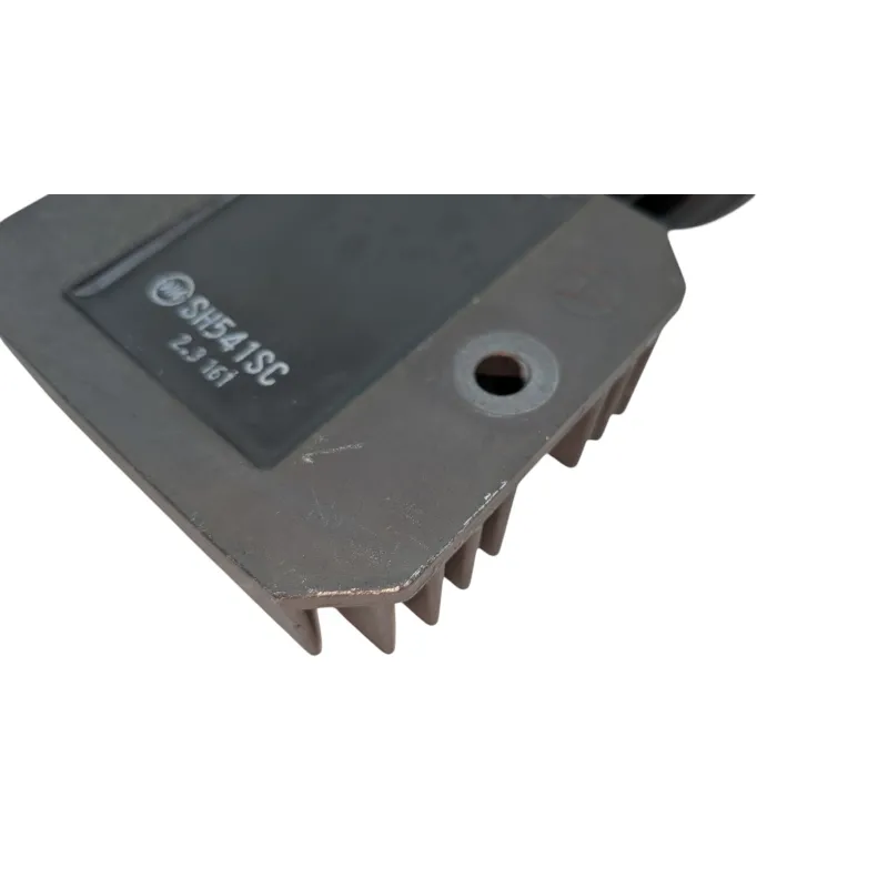 Regulateur charge batterie HUSQVARNA NUDA 900 R ABS 2011 - 2013
