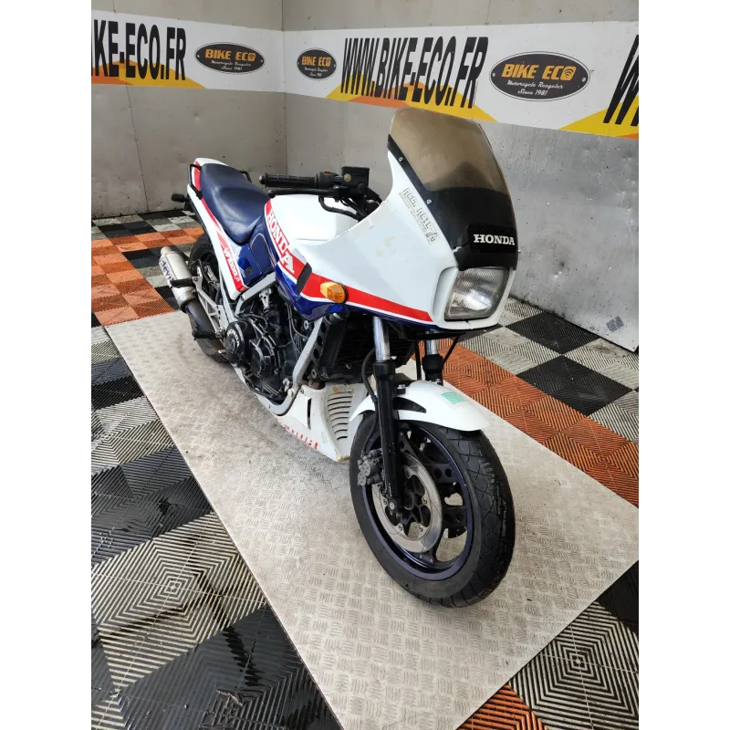 HONDA VF 1000 F