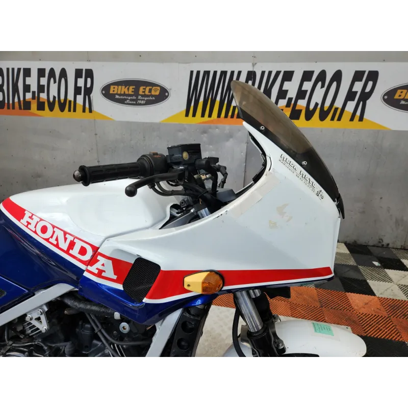 HONDA VF 1000 F