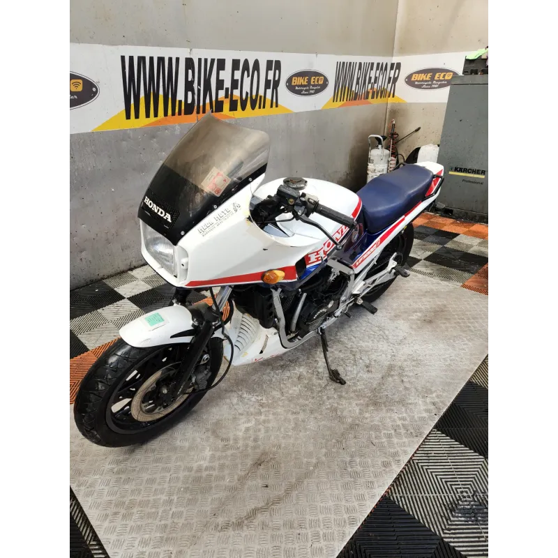 HONDA VF 1000 F