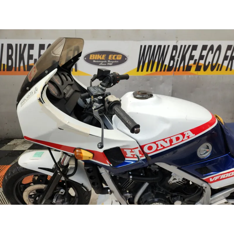 HONDA VF 1000 F