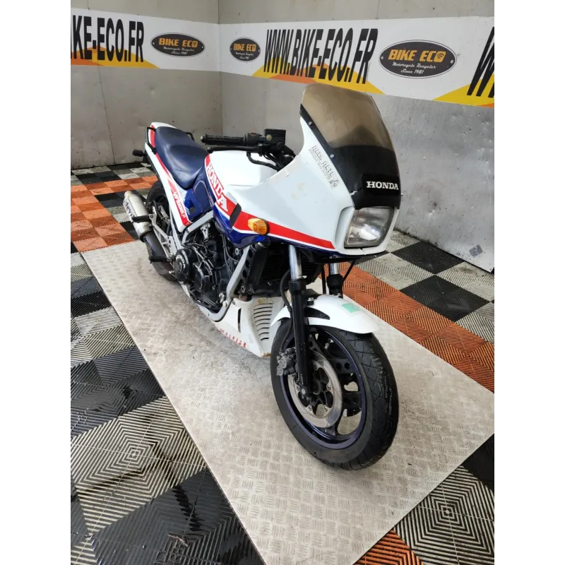 HONDA VF 1000 F