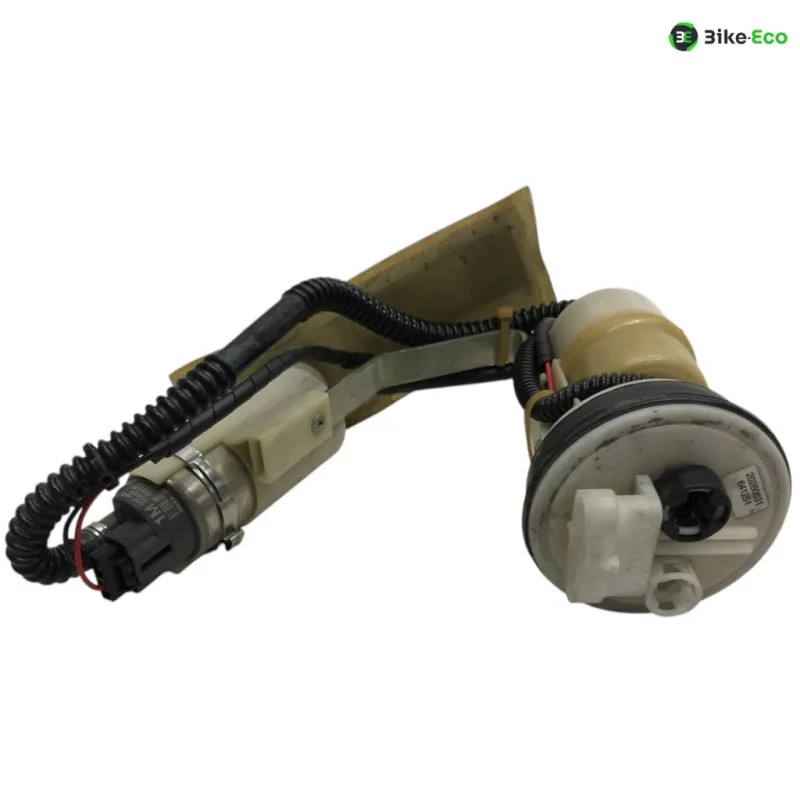 Pompe a essence GILERA GP 800 2007-2011