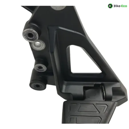 Platine et repose pieds arriere droit HONDA XADV 750 2021-2024